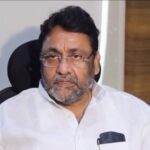 MaharashtraNewsUpdate  :  सर्वांना कोरोना लस देणे हि सरकारची जबाबदारी , त्यात राजकारण कसले ? राज्यात सर्वांना मोफत लस मिळेल : नवाब मलिक
