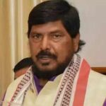 MumbaiNewsUpdate : कोरोनाला प्रत्यक्षातही ” गो कोरोना गो म्हणत , रिपाइं नेते रामदास आठवले कोरोनमुक्त