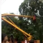 AurangabadNewsUpdate : कुत्र्यांना घाबरून ” ती ” दोन दिवस झाडावर होती शेवटी रेस्क्यू ऑपरेशन करून फायर ब्रिगेड ने “तिची ” सुखरूप सुटका केली….