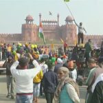 #FarmerTractorRally : प्रशासन आणि राकेश टिकैत यांच्यातील चर्चा फेल… राकेश टिकैत यांनी दिली आत्महत्येची धमकी