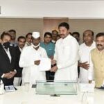 राज्याच्या राजकारणात मोठी उलथा पालथ, पवारांच्या एन्ट्रीने नवा ट्विस्ट