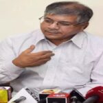 VBA News Update : पवार, ठाकरे यांच्यावरील विश्वास उडाला, प्रकाश आंबेडकरांचे काँग्रेसला मैत्रीचे पत्र…