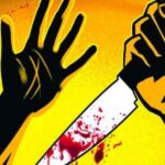 अज्ञात व्यक्ति डॉक्टरला भेटला आणि अचानक केला कोयत्याने वार…
