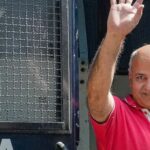 IndiaNewsupdate : बाबासाहेबांच्या संविधानामुळेच मनीष सिसोदिया बाहेर आले , मनीष सिसोदिया यांचे आप कार्यकर्त्यांकडून जंगी स्वागत ….