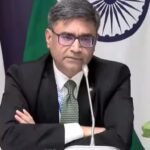 India-WorldNewsUpdate : अमेरिकेने भारताला दिली ४८७ भारतीयांच्या संभाव्य हद्दपारीची माहिती , हातात बेड्या घालून भारतात पाठवलेल्या १०४ नागिकांवरून संताप….
